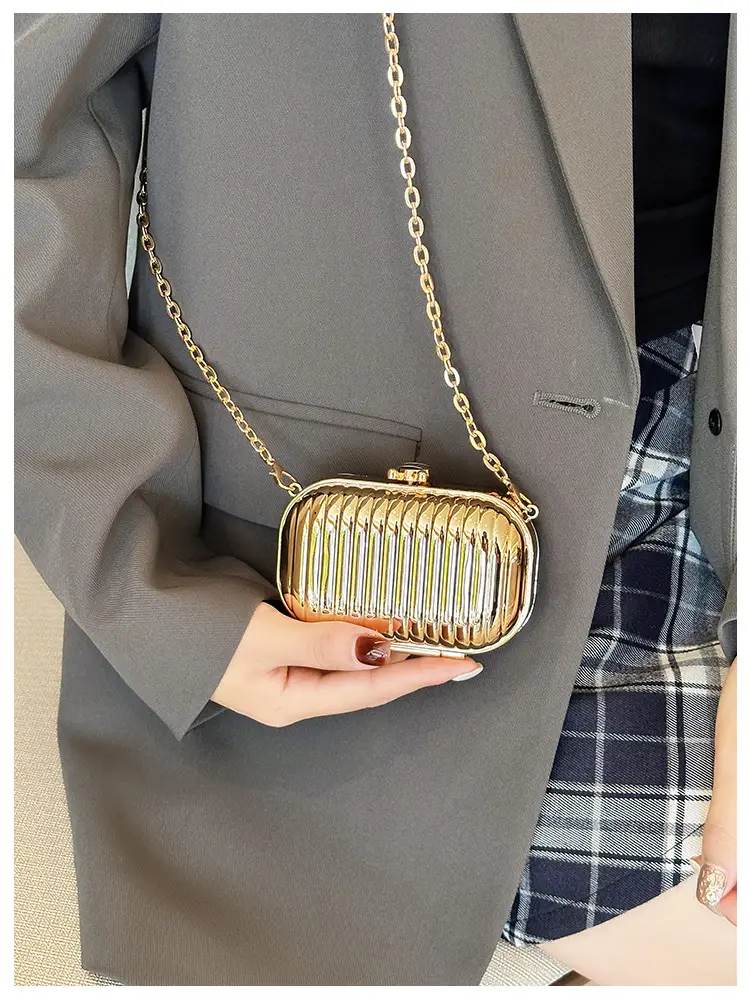 Golden Coin Purse Crossbody Bag 2026 Fashion — feature 22