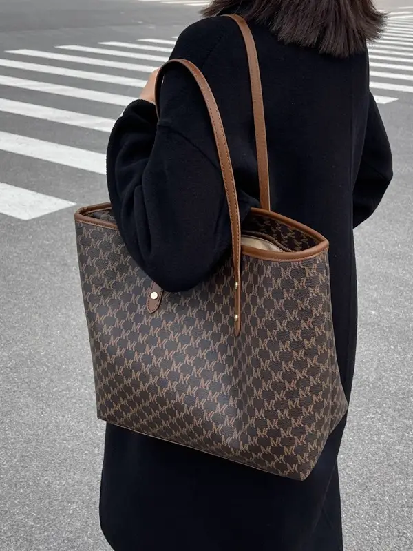High-End Women's Large Tote Bag 2026 New Commuter Bag