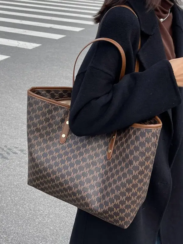 High-End Women's Large Tote Bag 2026 New Commuter Bag