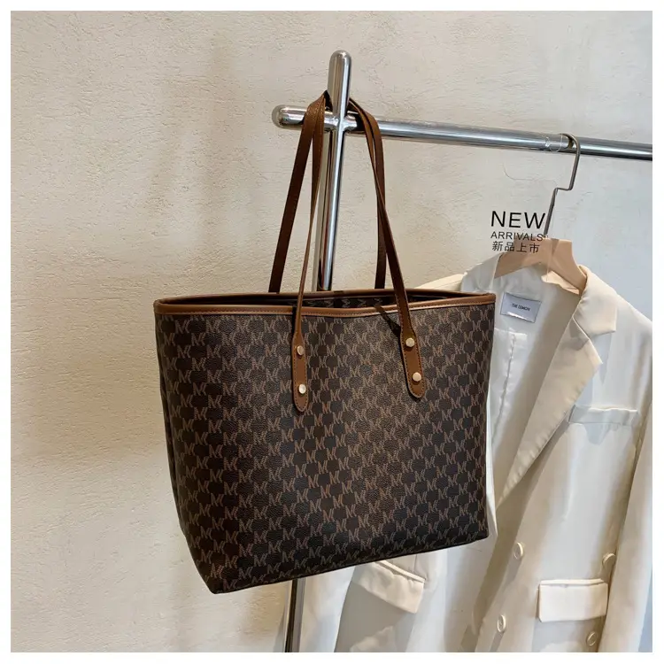 High-End Women's Large Tote Bag 2026 New Commuter Bag