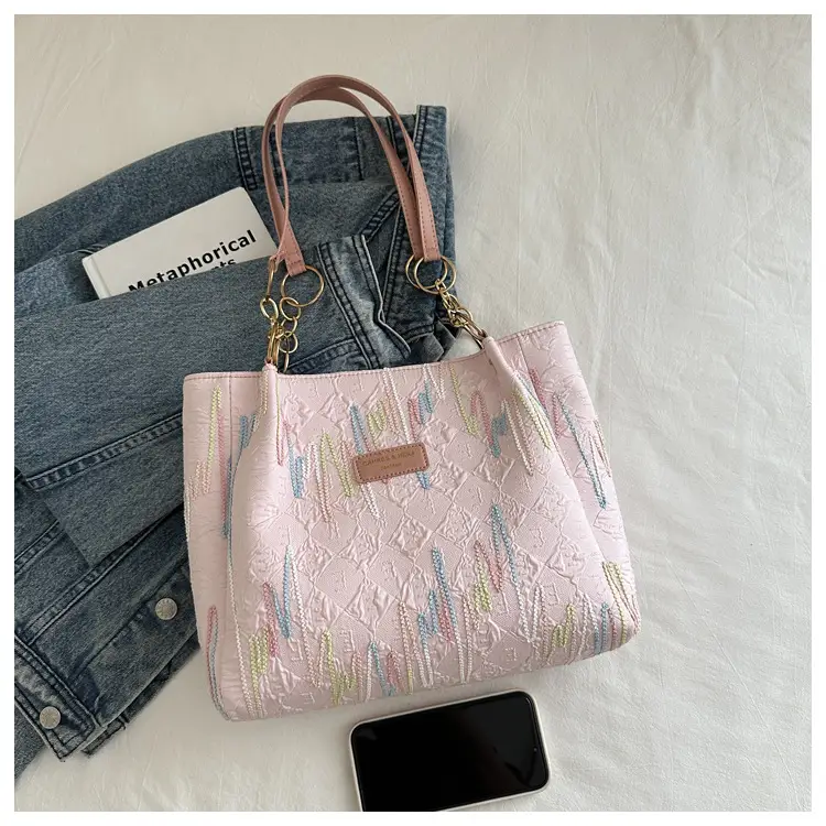 Black Canvas Striped Shoulder Bag for Women 2024 — feature 11