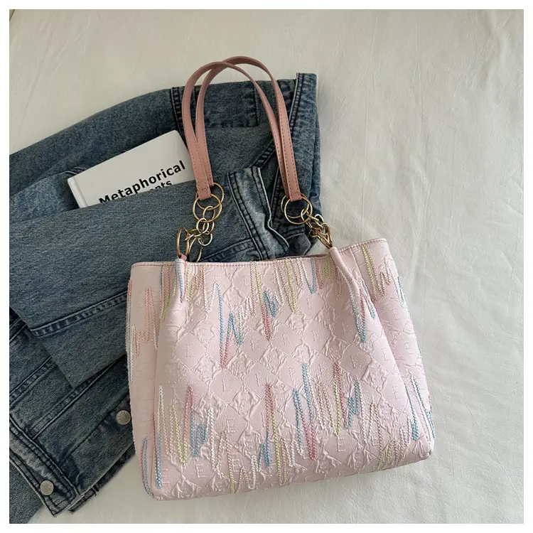 Black Canvas Striped Shoulder Bag for Women 2024 — feature 12