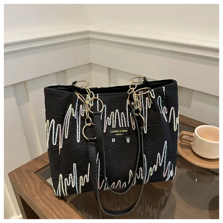 Black Canvas Striped Shoulder Bag for Women 2024 — feature 13