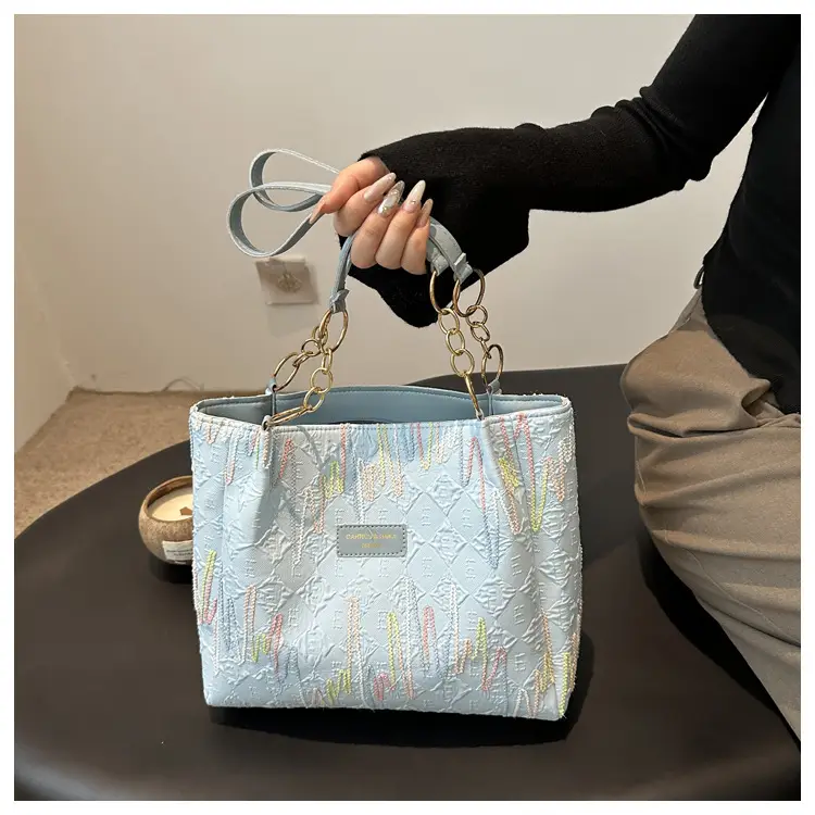 Black Canvas Striped Shoulder Bag for Women 2024 — feature 29