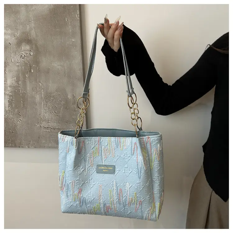 Black Canvas Striped Shoulder Bag for Women 2024 — feature 30