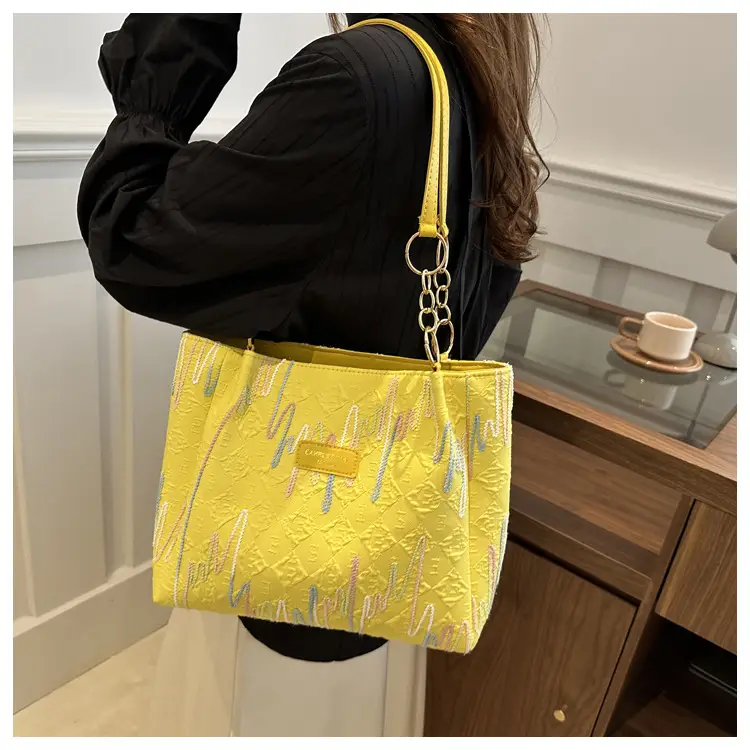 Black Canvas Striped Shoulder Bag for Women 2024 — feature 42