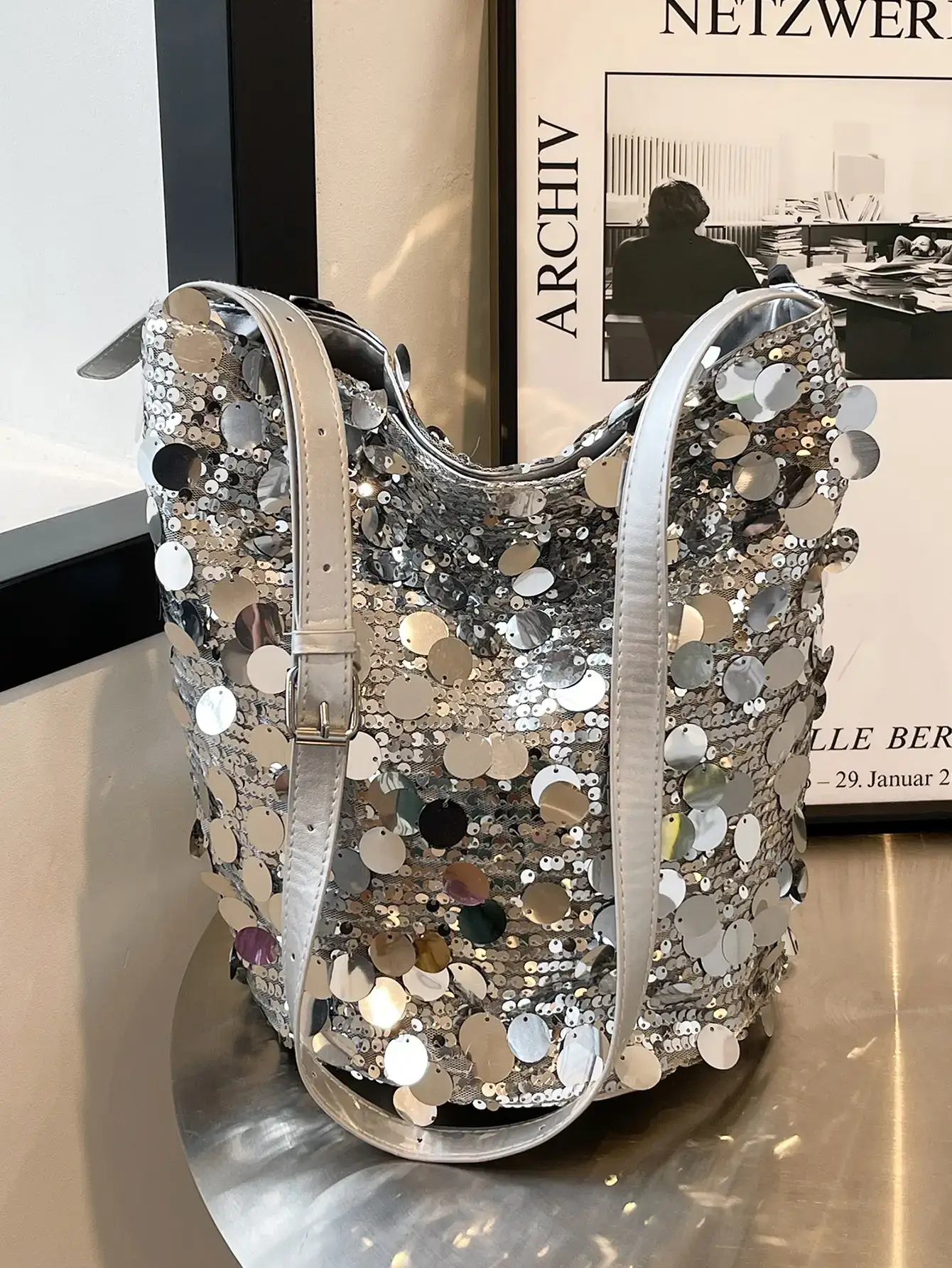 Sequins Embellished Women's Shoulder Bag Large Capacity - Image 6