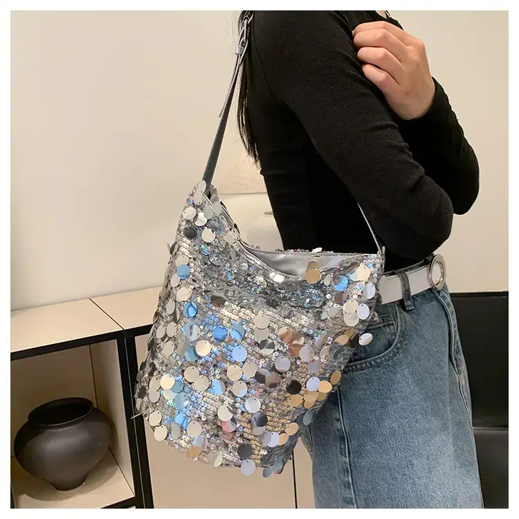 Sequins Embellished Women's Shoulder Bag Large Capacity — feature 7