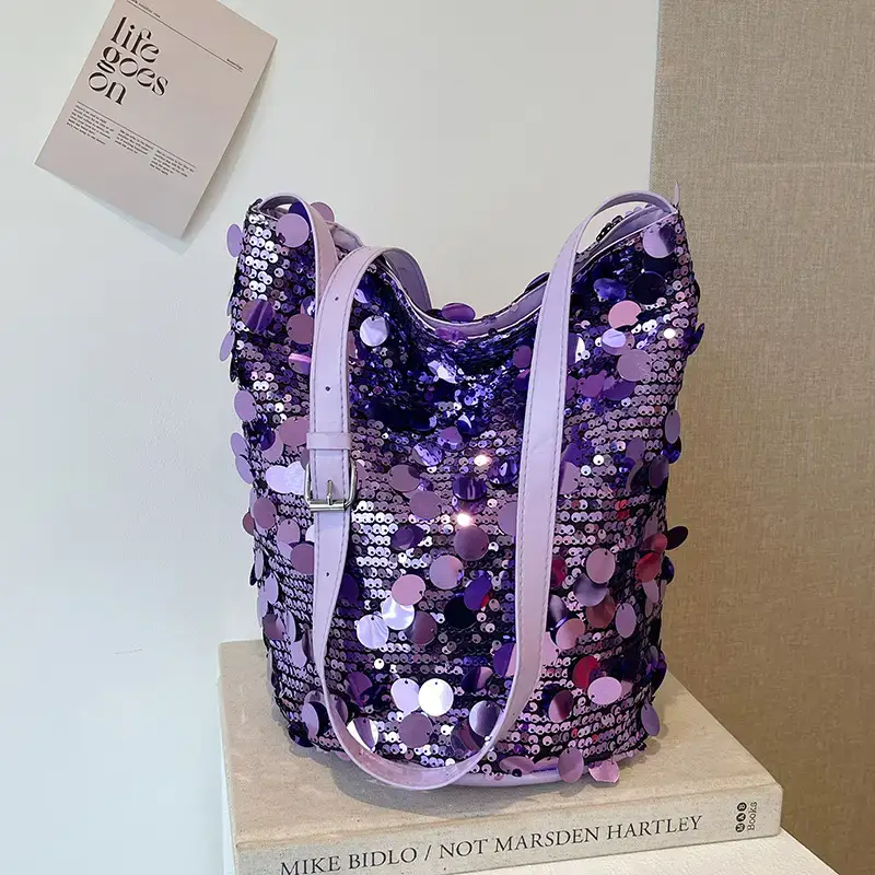 Sequins Embellished Women's Shoulder Bag Large Capacity - Image 4