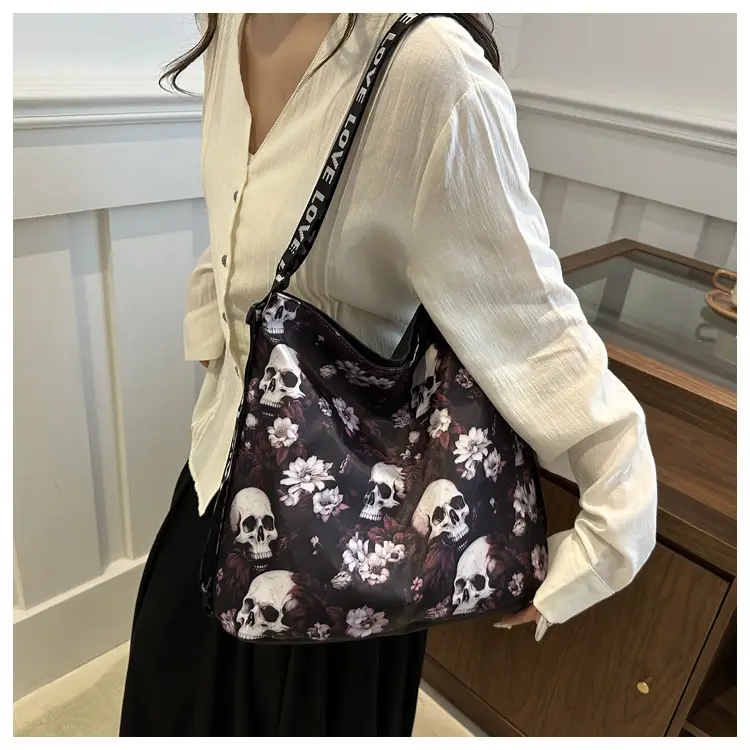 Women's Skull Print Shoulder Bag with "Love I Love" Band — feature 14