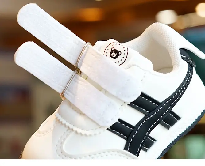 Beginner Toddler Shoes White Black Anti-Drop Non-Slip — feature 2