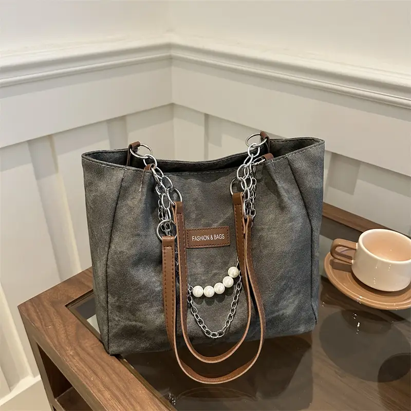 Women's Gold Velvet Shoulder Tote Bag with Chain Strap - Image 4