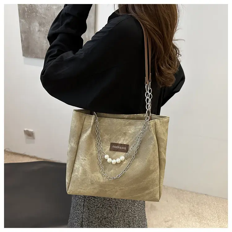 Women's Gold Velvet Shoulder Tote Bag with Chain Strap — feature 10