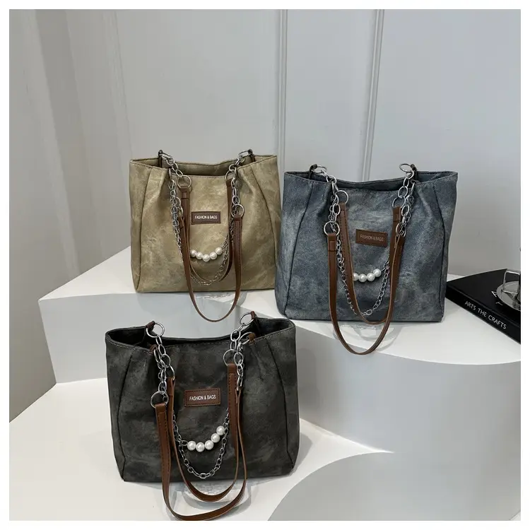 Women's Gold Velvet Shoulder Tote Bag with Chain Strap — feature 20