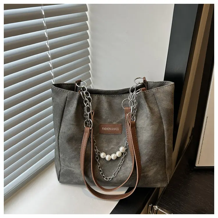 Women's Gold Velvet Shoulder Tote Bag with Chain Strap — feature 22