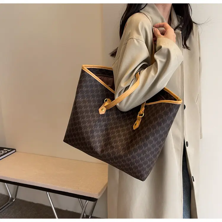 Women Retro Print Large Tote Bag with Yellow Handles — feature 21