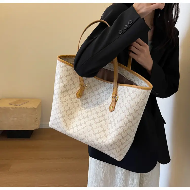 Women Retro Print Large Tote Bag with Yellow Handles — feature 29