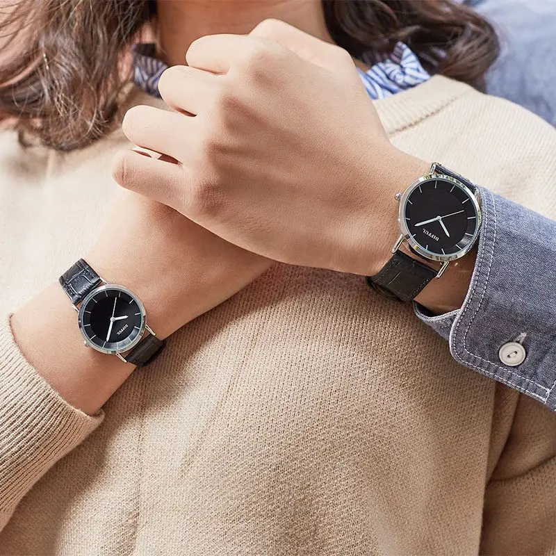 Couple Watch Set Black Leather Dial Men Women — feature 8