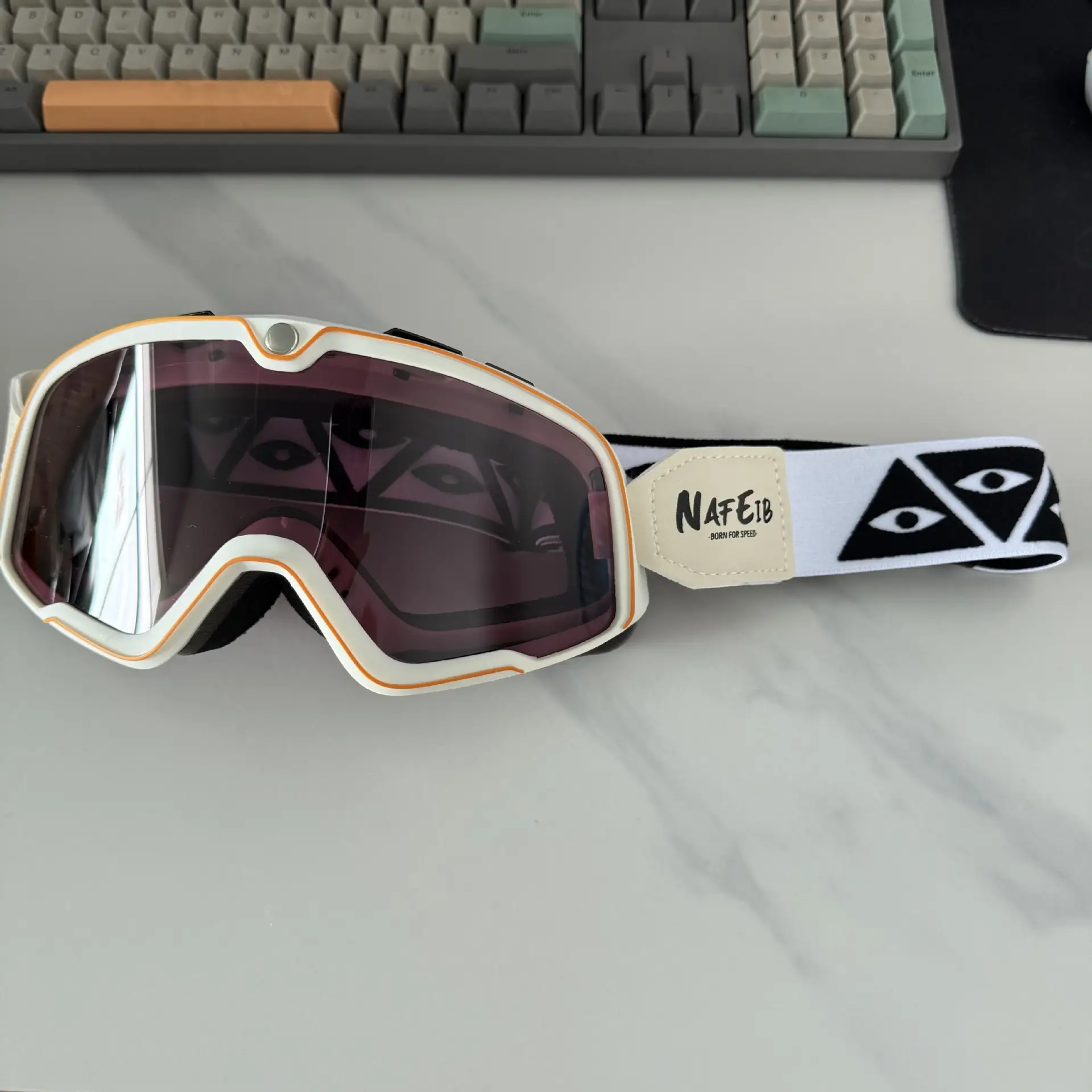 Men's Windproof Cycling Goggles with Checkered Strap