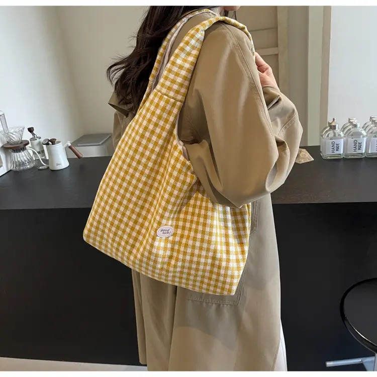 Red Plaid Shoulder Bag for Women 2026 — feature 13