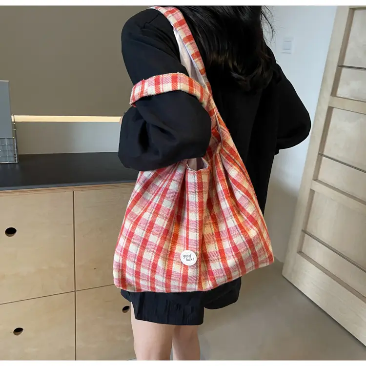 Red Plaid Shoulder Bag for Women 2026 — feature 15