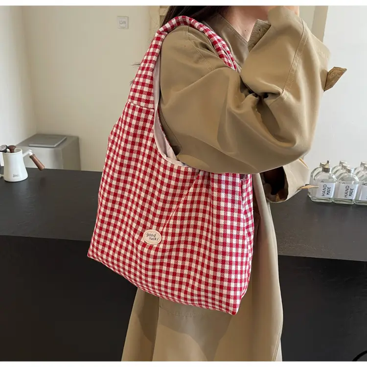 Red Plaid Shoulder Bag for Women 2026 — feature 8