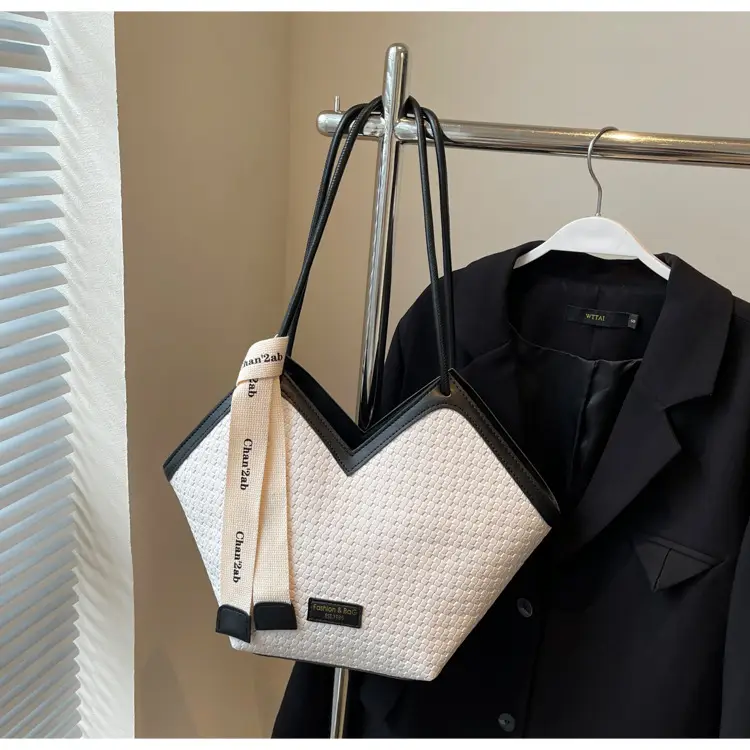 Niche Ribbon Tote Bag Large Capacity 2024 — feature 20