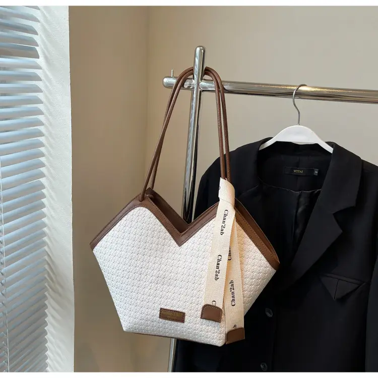 Niche Ribbon Tote Bag Large Capacity 2024 — feature 23