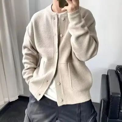 Olive Green Knitted Men's Cardigan Jacket Loose Fit — feature 4