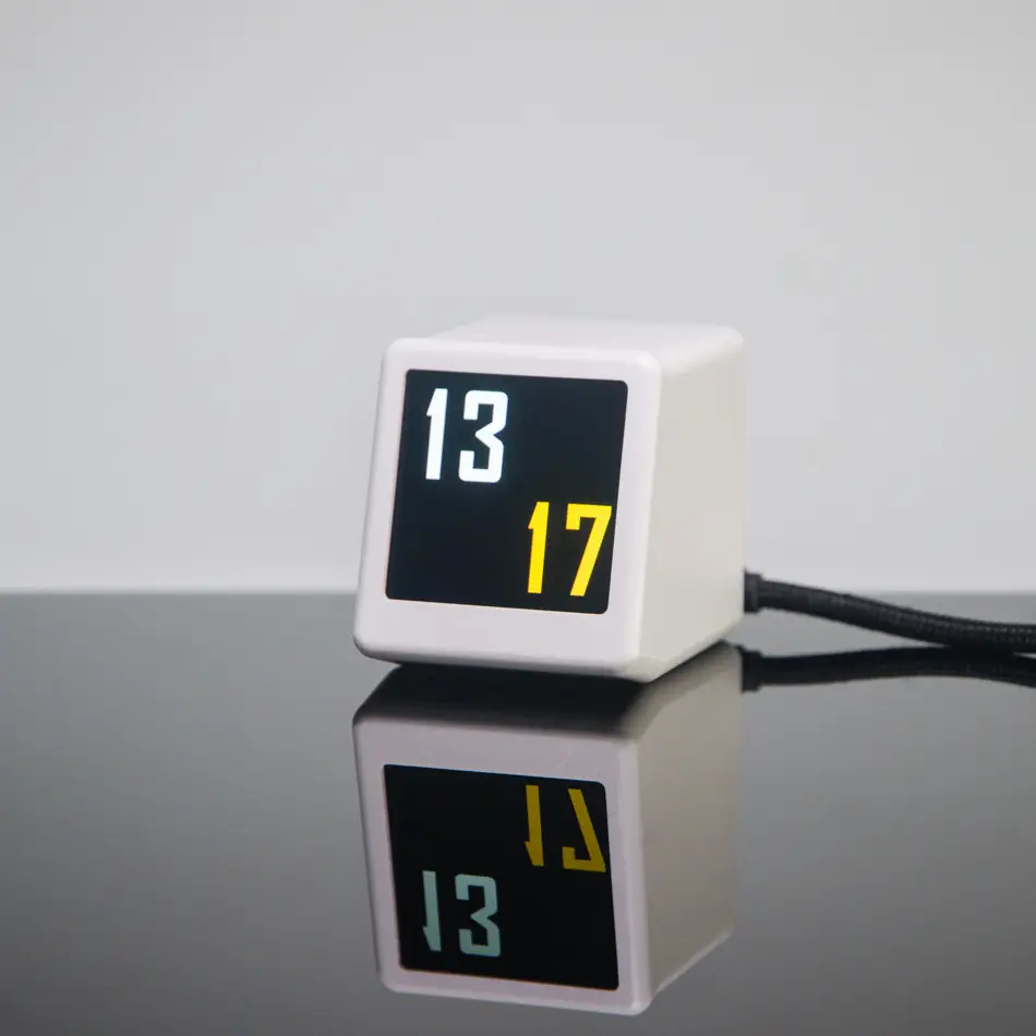 WIFI Smart Clock 56th Gen Yellow Screen — feature 26