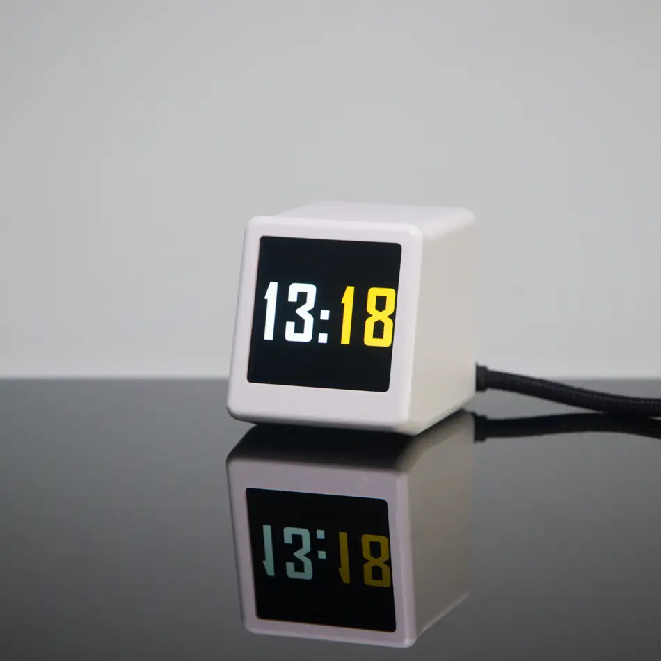 WIFI Smart Clock 56th Gen Yellow Screen — feature 27