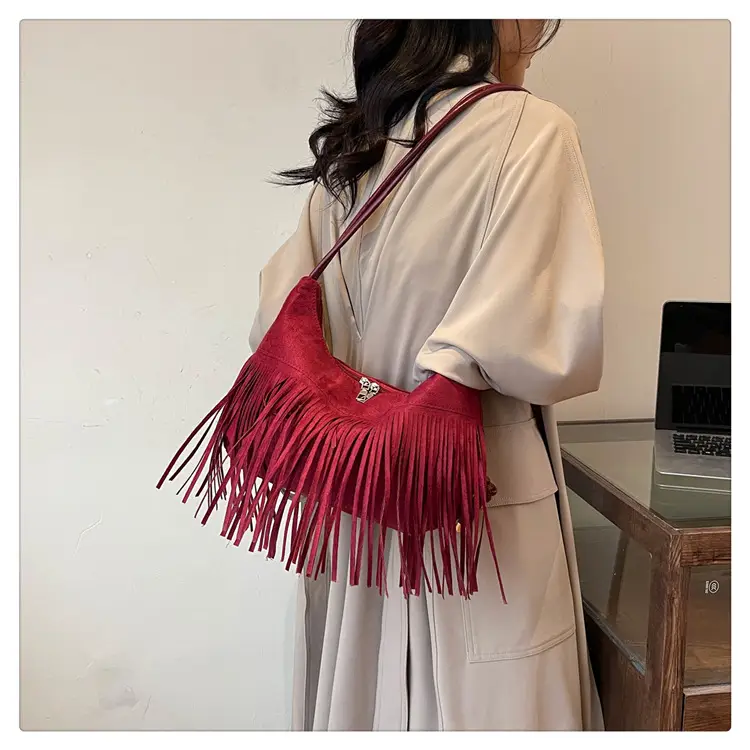 Black Fringe Shoulder Bag for Women 2024 — feature 28
