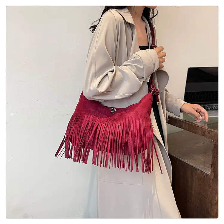 Black Fringe Shoulder Bag for Women 2024 — feature 31