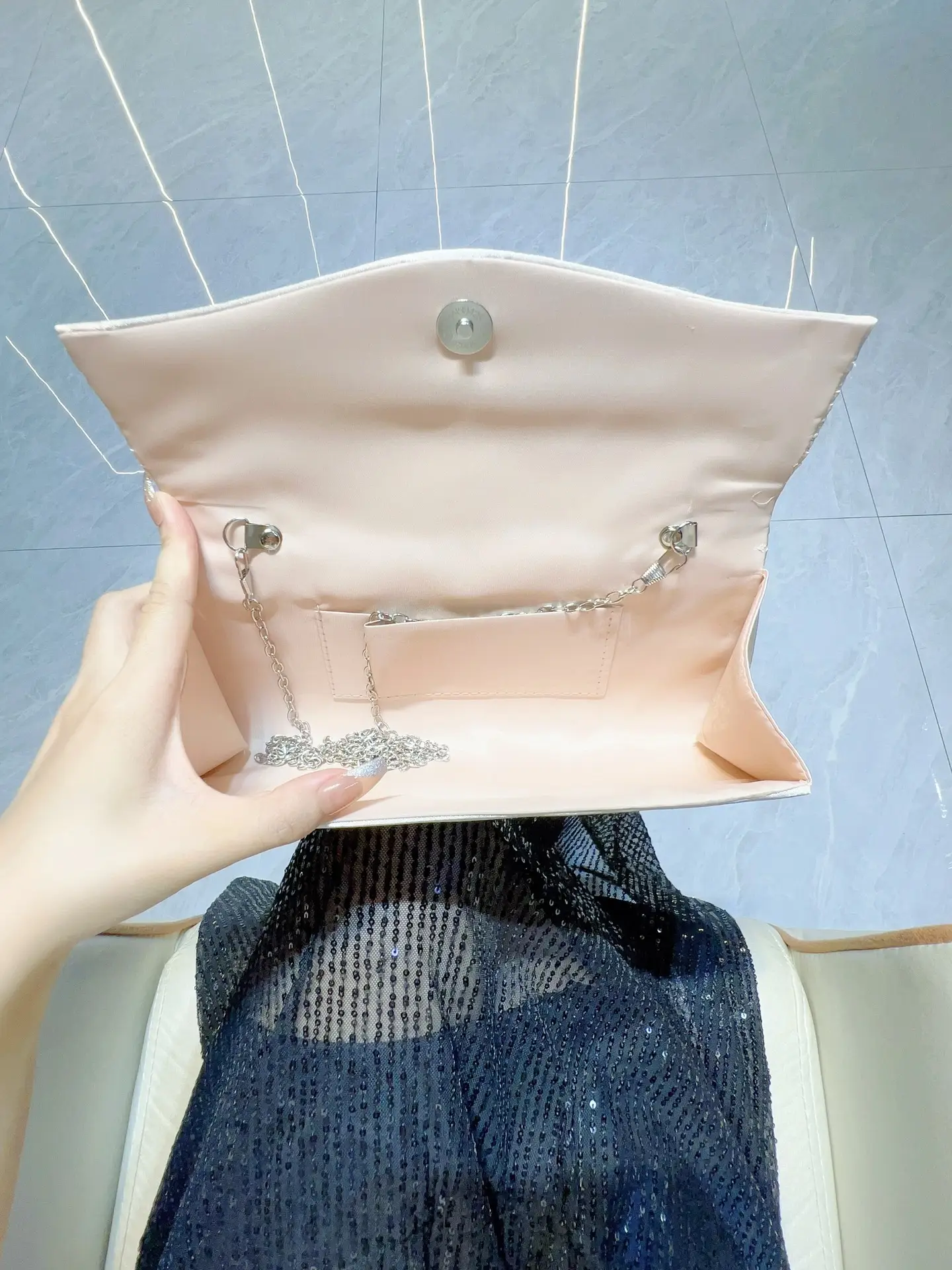 New Cross-border Pleated Clutch Bag for Banquet Fashion - Image 6