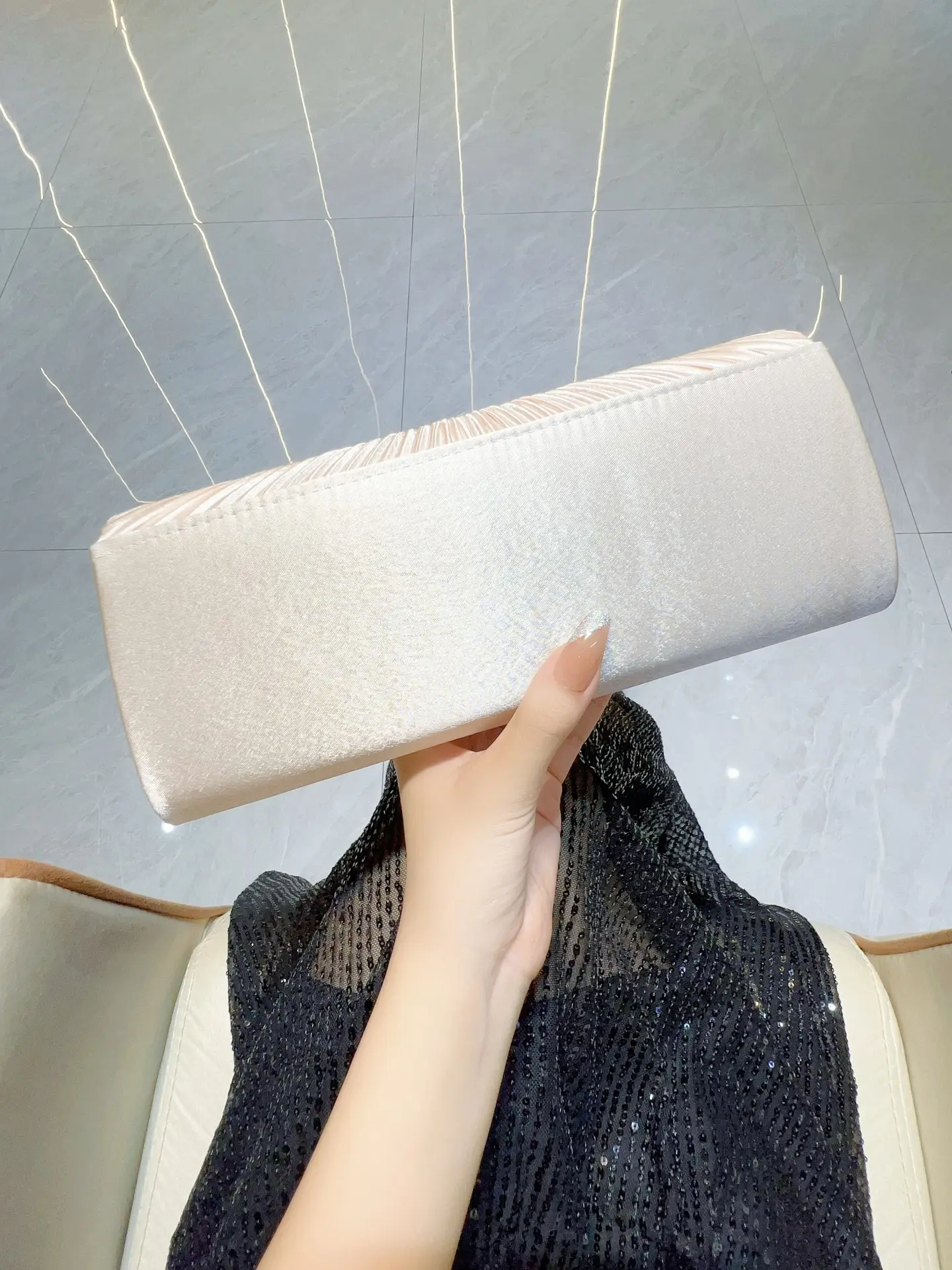 New Cross-border Pleated Clutch Bag for Banquet Fashion — feature 6