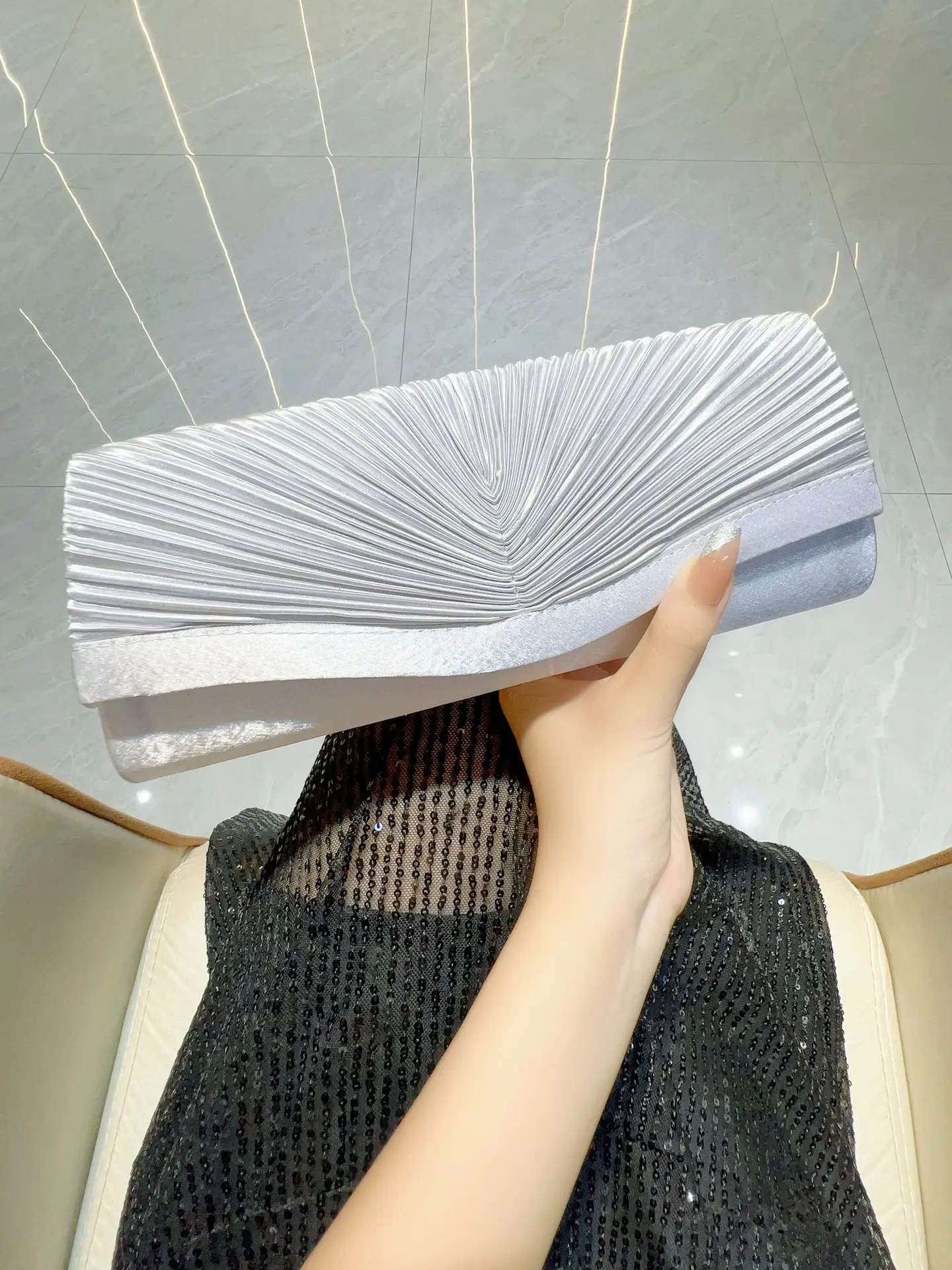 New Cross-border Pleated Clutch Bag for Banquet Fashion — feature 8
