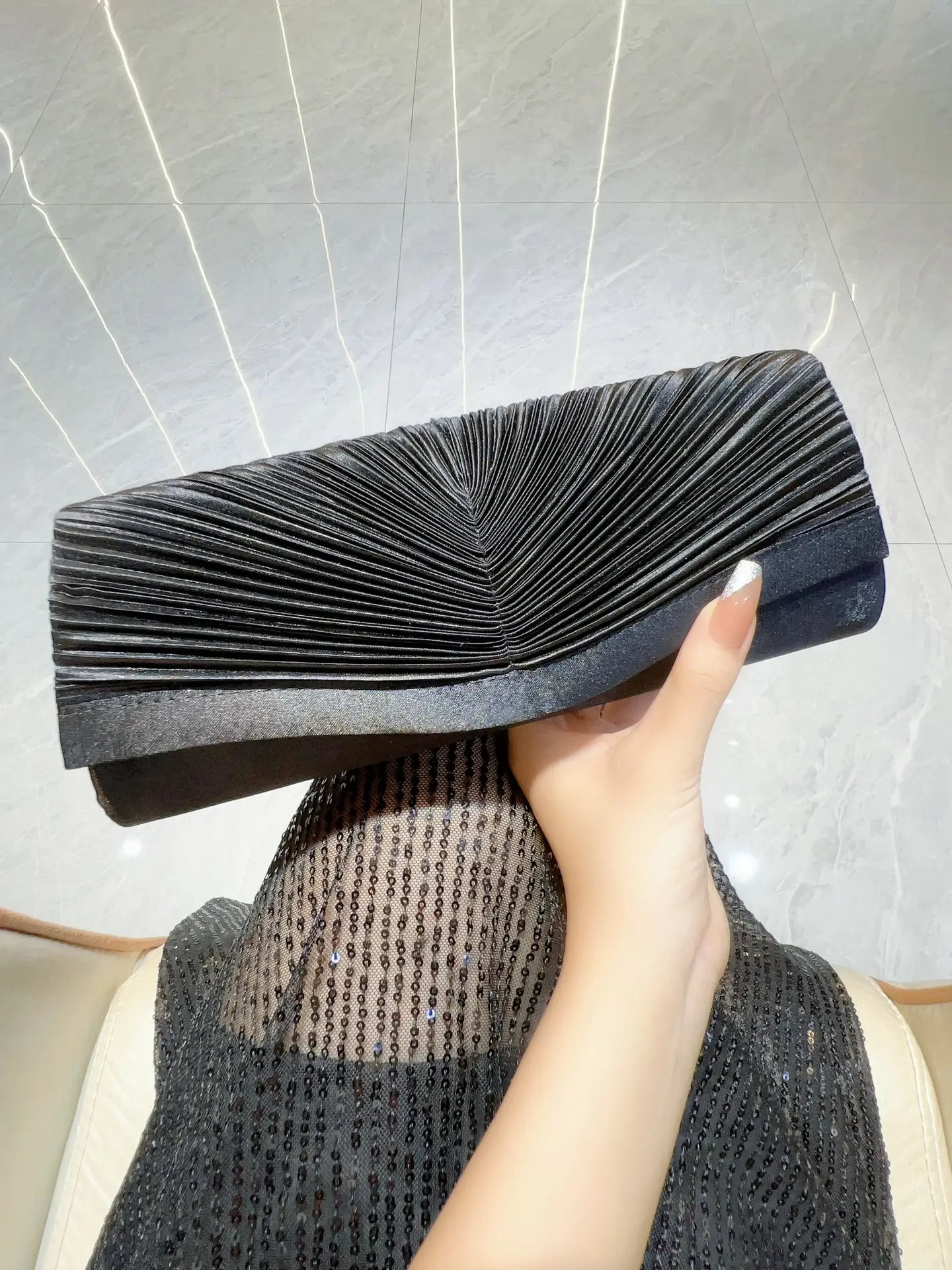 New Cross-border Pleated Clutch Bag for Banquet Fashion — feature 9