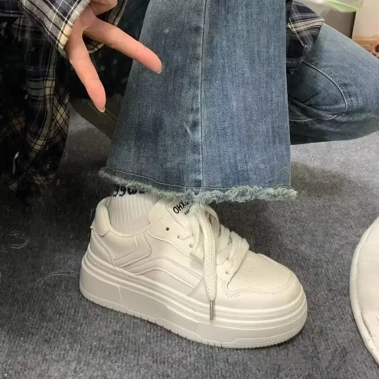 White Chunky Platform Sneakers for Kids Autumn 2024 - Image 4