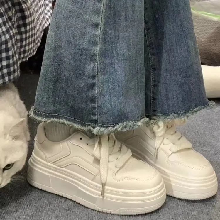 White Chunky Platform Sneakers for Kids Autumn 2024 — feature 11
