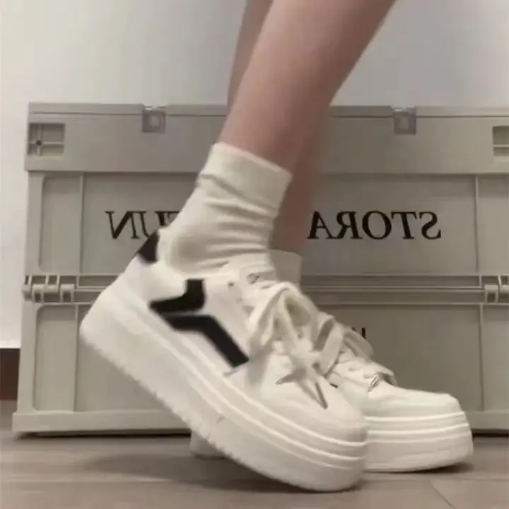 White Chunky Platform Sneakers for Kids Autumn 2024 — feature 6