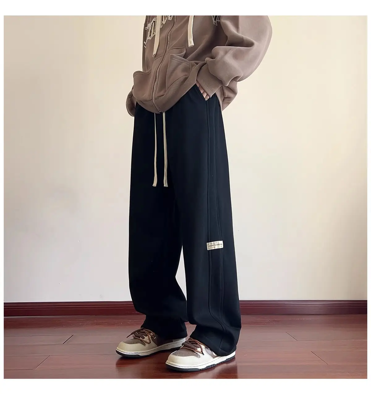 Gray Heavyweight Sports Pants for Men Large — feature 14