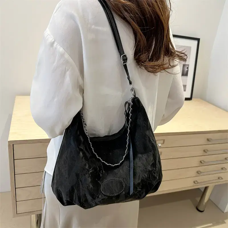 Women's Soft White Chain Shoulder Bag 2024 - Image 9
