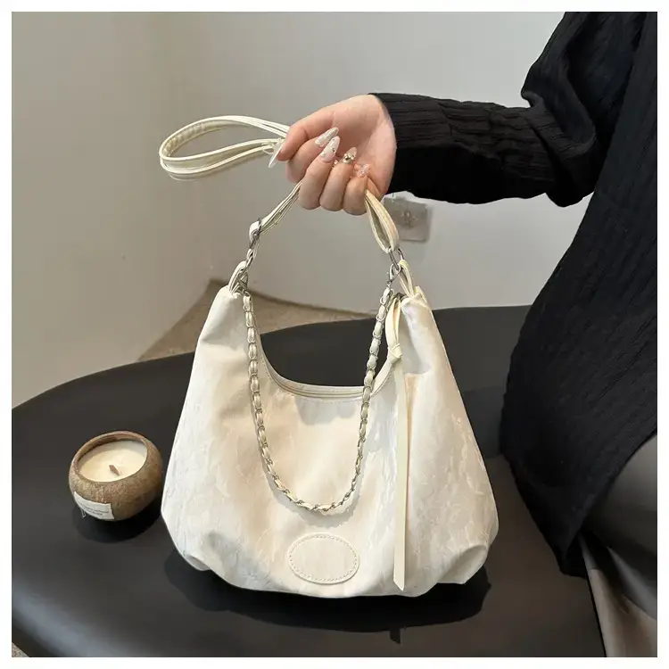 Women's Soft White Chain Shoulder Bag 2024 — feature 21