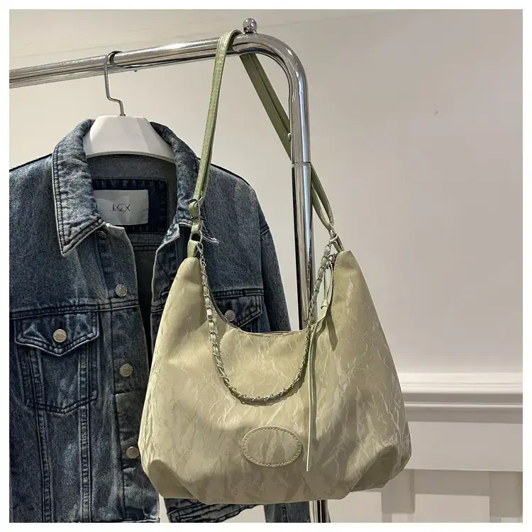 Women's Soft White Chain Shoulder Bag 2024 — feature 28