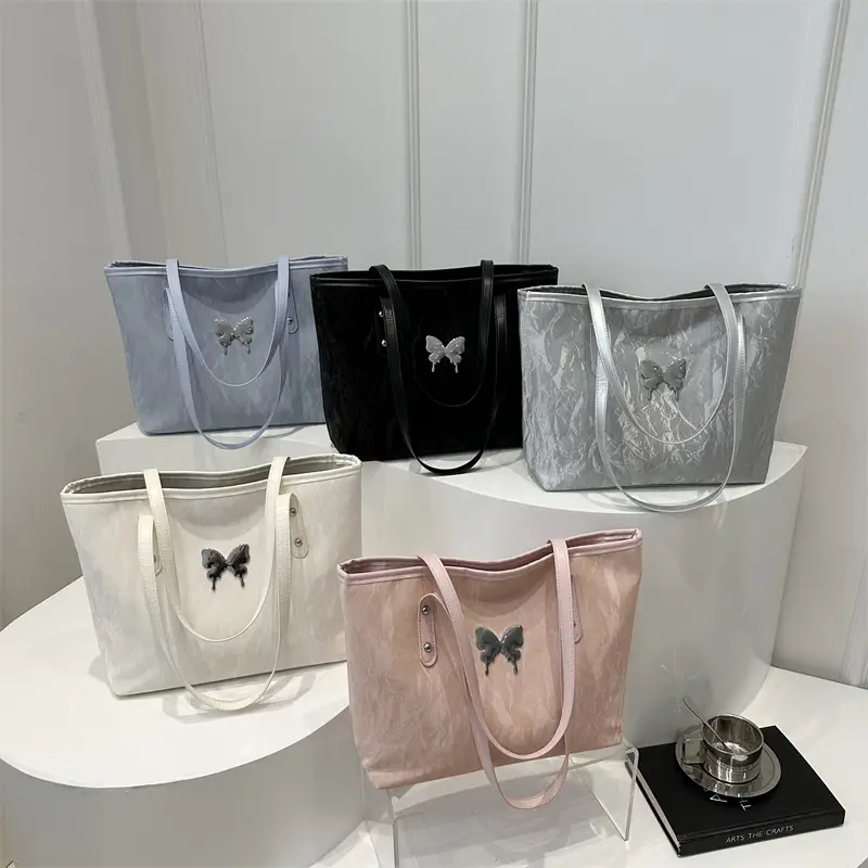 White Butterfly Hardware Shoulder Bag for Women - Image 9