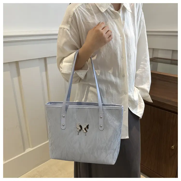 White Butterfly Hardware Shoulder Bag for Women — feature 17