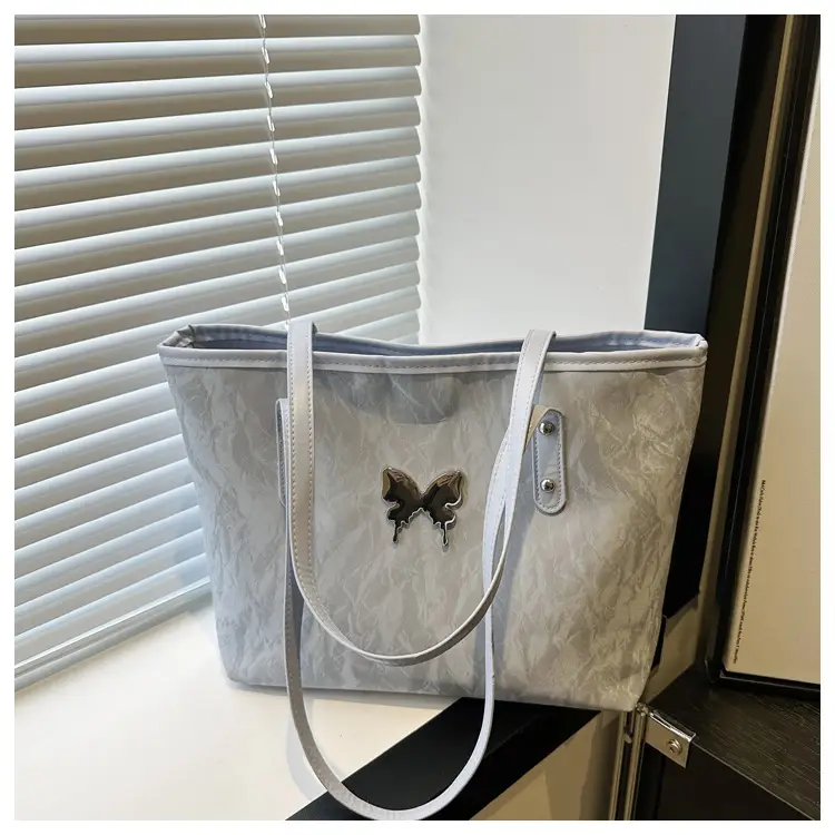 White Butterfly Hardware Shoulder Bag for Women — feature 24