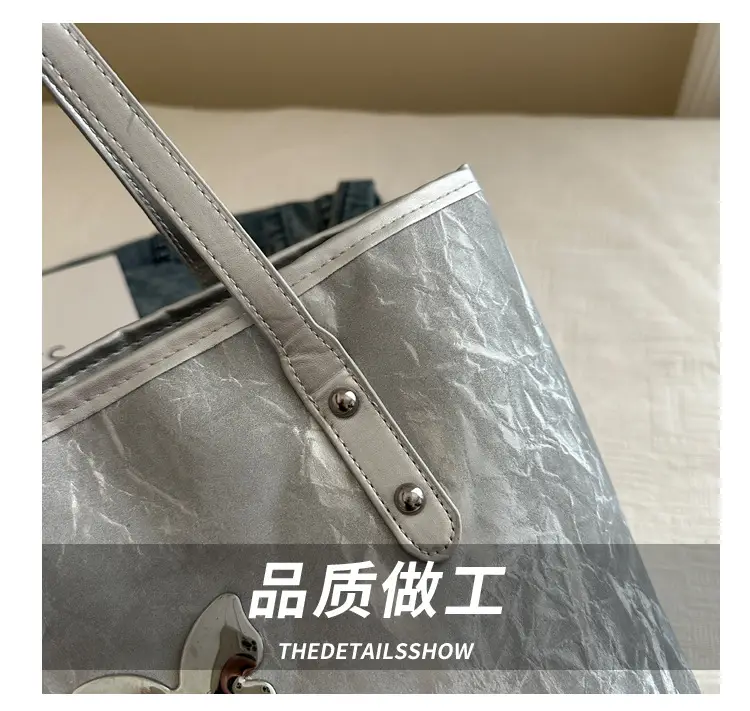 White Butterfly Hardware Shoulder Bag for Women — feature 5