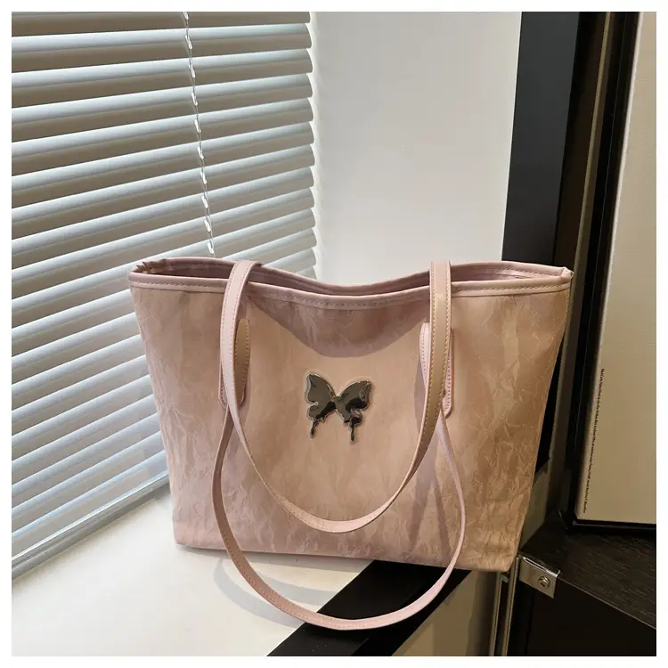White Butterfly Hardware Shoulder Bag for Women - Image 5