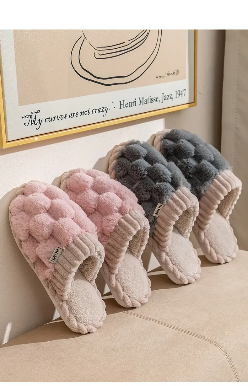 Cotton Slippers for Women 2024 Winter New Indoor Home Household Warm Fleece-lined Furry Shoes Couple Warm Cotton Slippers for Men — feature 4